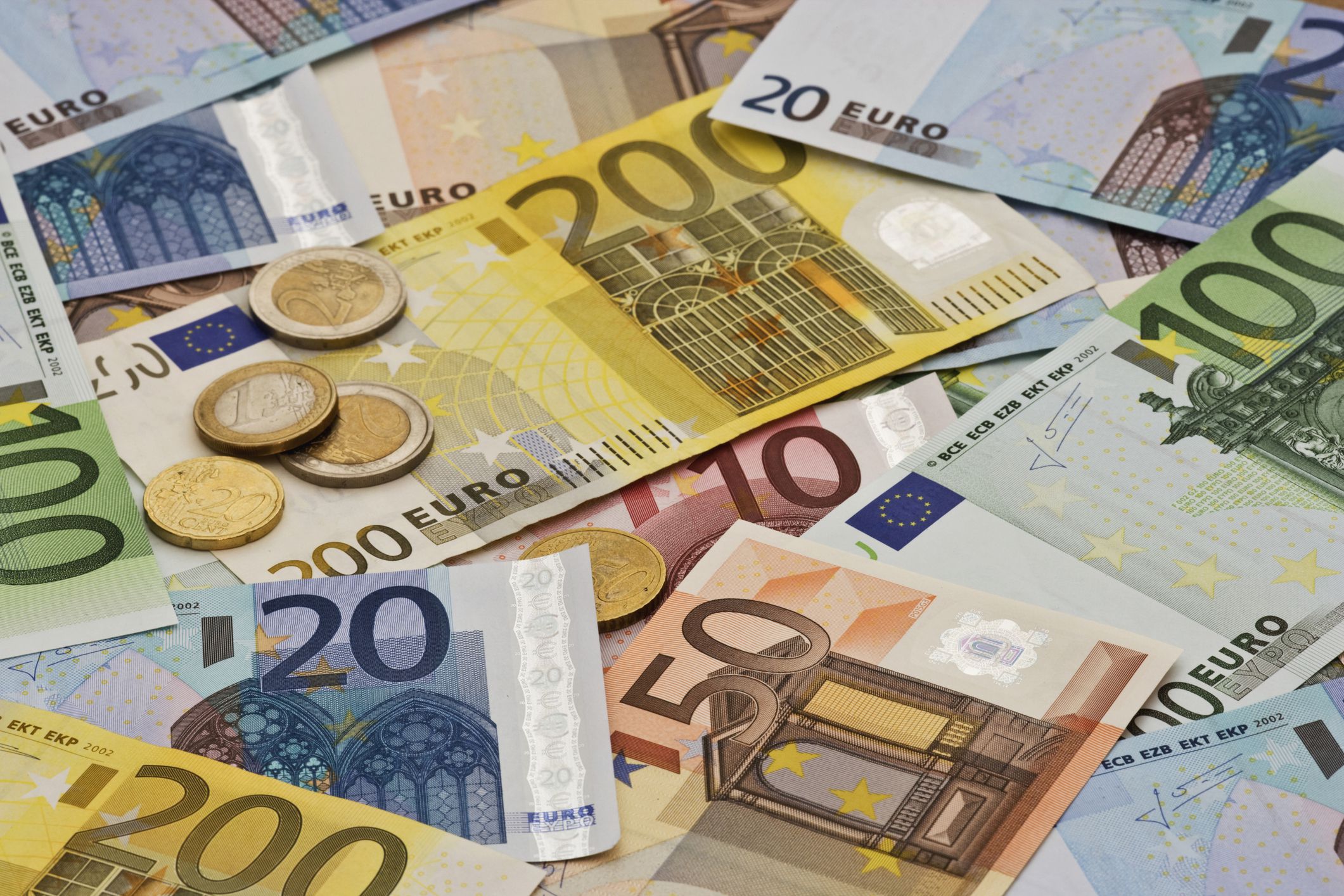 EURUSD Sedikit Naik Terhadap Dolar pada Pasar yang Tenang